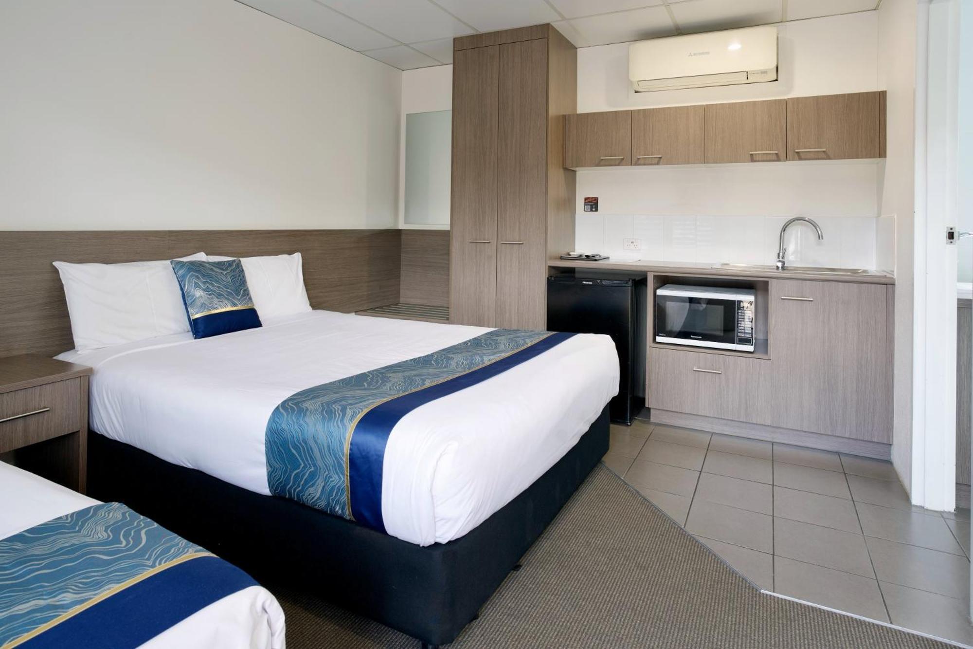 Chalet Motor Inn Bundaberg Esterno foto